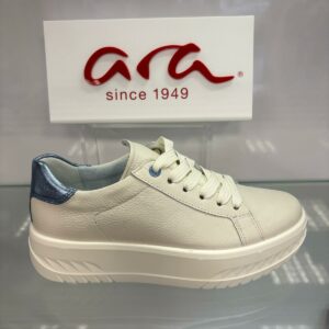 Ara White/Blue