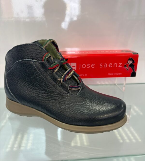 Jose Saenz Navy boot
