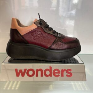 Wonders Burgundy
