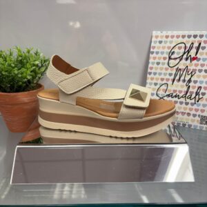 Oh My Sandals Cream wedge